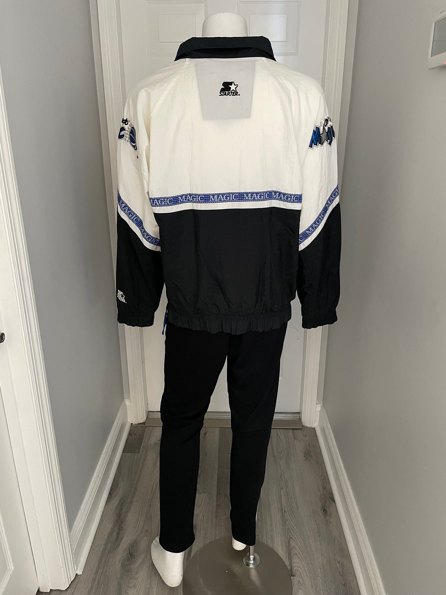 Vintage Orlando Magic STARTER windbreaker size LARGE