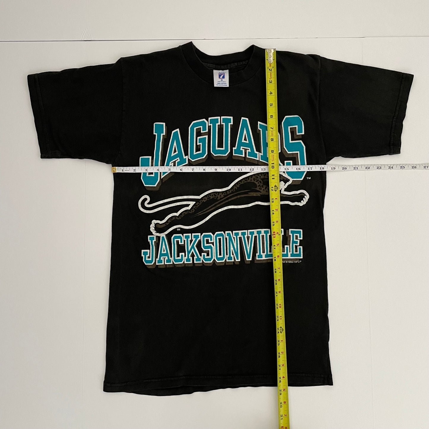 Vintage Jacksonville Jaguars 1993 banned logo shirt size MEDIUM