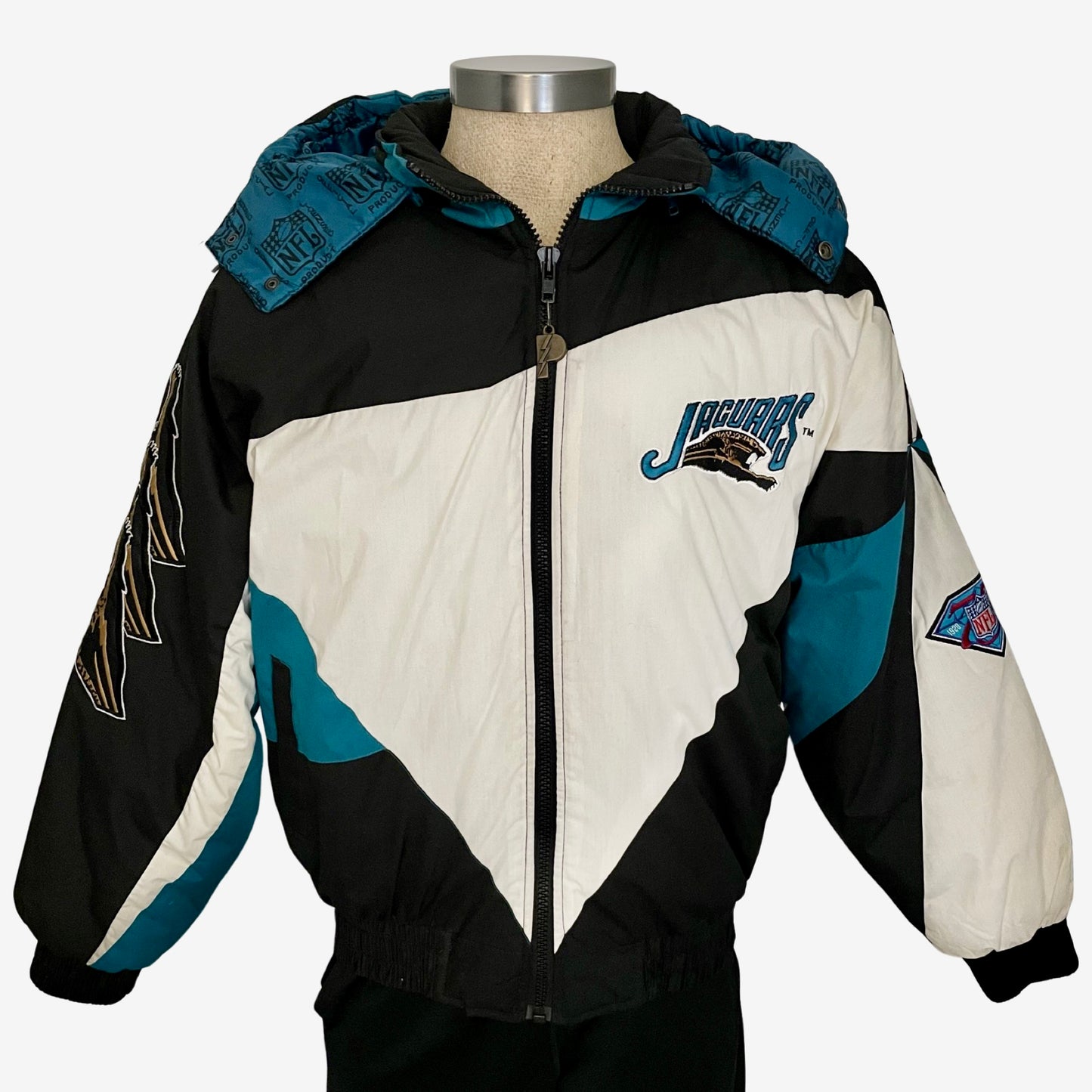 Vintage Jacksonville Jaguars banned logo PRO PLAYER jacket size LARGE