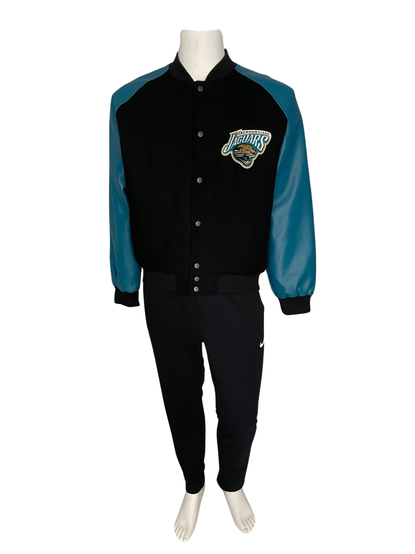 Vintage Jacksonville Jaguars jacket size MEDIUM